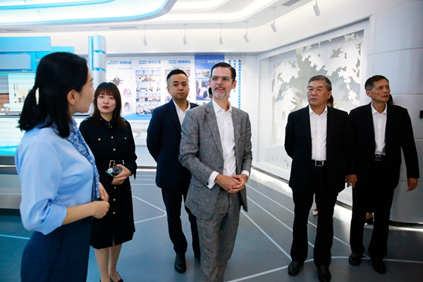 081659923261100975.jpeg 2.jpg